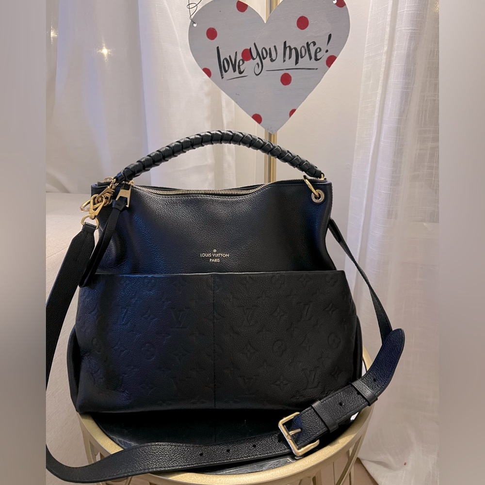 LOUIS VUITTON
Empreinte Maida Hobo Black